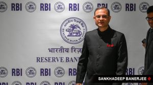 ‘Volatility happens’: RBI Governor plays down rupee fall as currency breaches 90