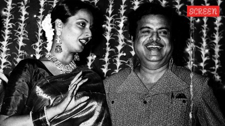 Rekha with her father Gemini Ganesan