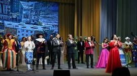 russia mariupol theatre