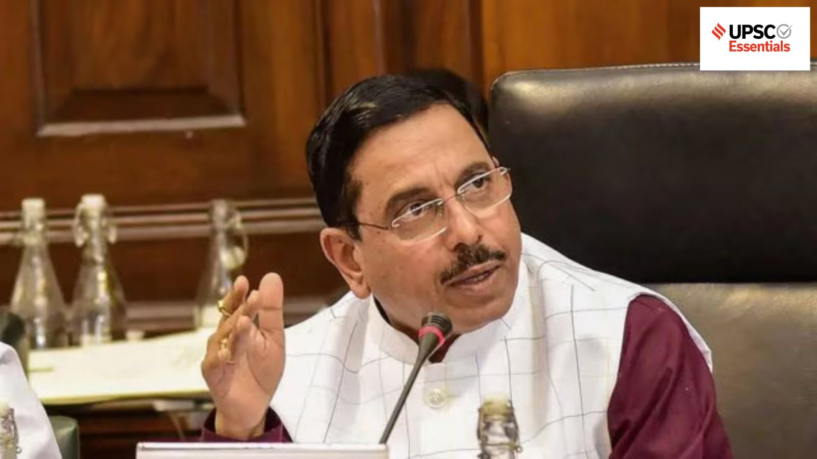 indianexpress.com - Nitendra Pal Singh - UPSC Essentials | Daily subject-wise quiz : Economy MCQs on solar capacity, unclaimed deposits and more (Week 140)