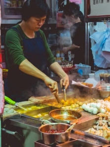 8 extremely popular street foods found around the world