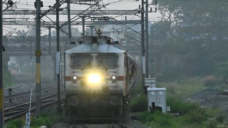 In the FY 2025–26, the national transporter allocated a budgetary outlay of Rs 3,042 crore for Kerala.