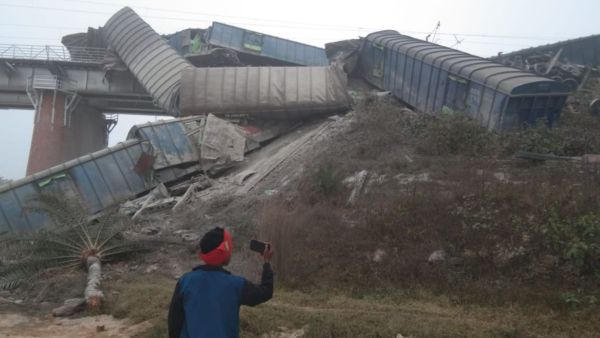 Goods train derails in Asansol Division (Express Photo)