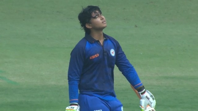  Vaibhav Suryavanshi smashed his first century for Bihar in only 5 games. (BCCI/JioHotstar screengrab)