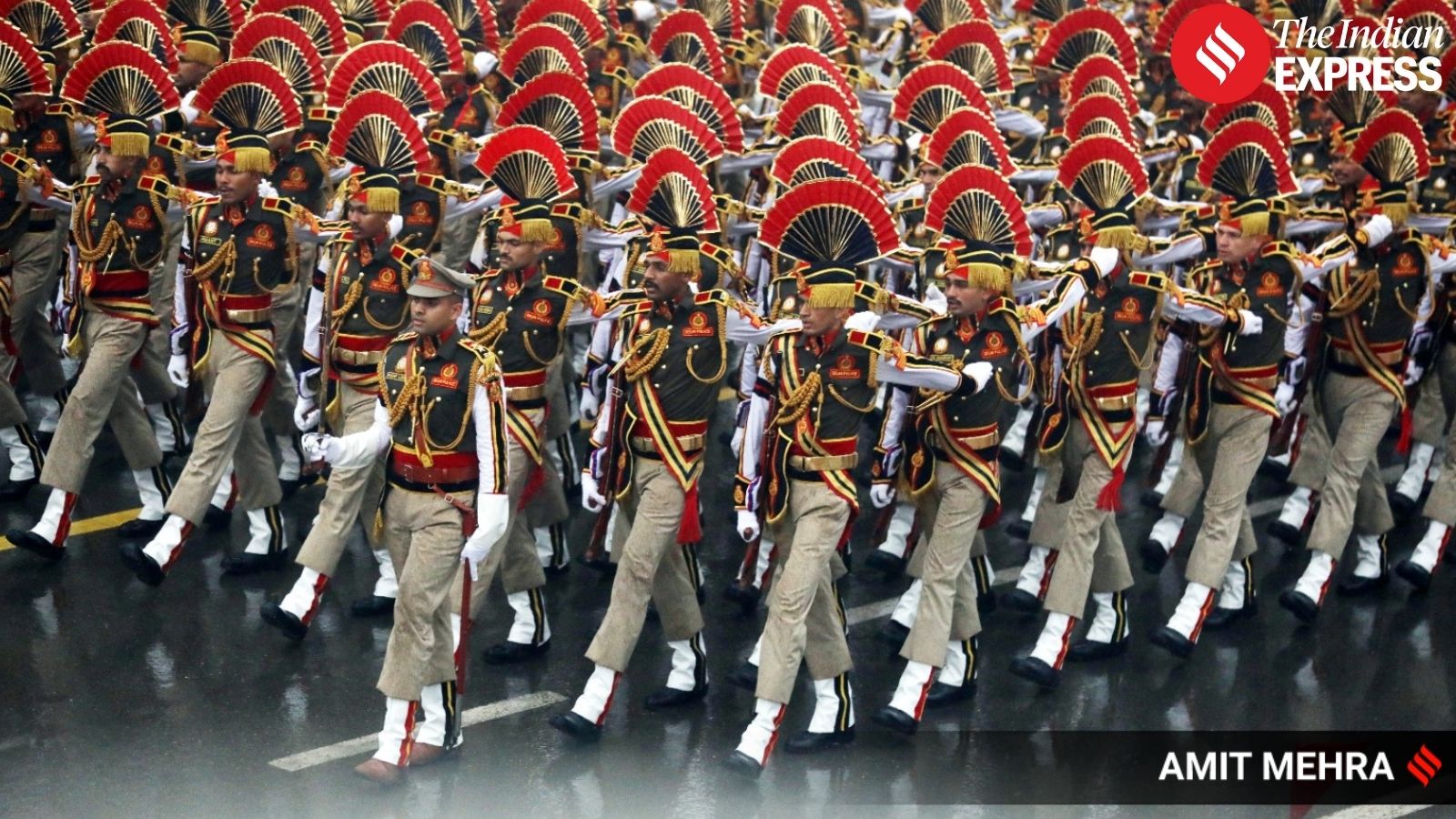 Personnel from the armed forces take part in the full-dress rehearsal for the Republic Day Parade at Kartavya Path in New Delhi on Friday