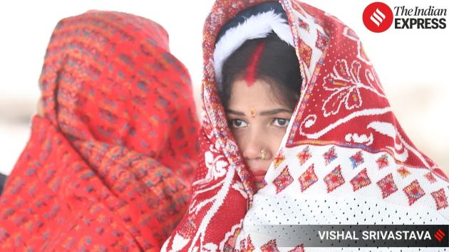 Residents in Lucknow remain wrapped in layers of winter clothing as the sun does not appear until late afternoon