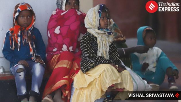 Dense fog covers Lucknow as bone-chilling cold grips the state capita