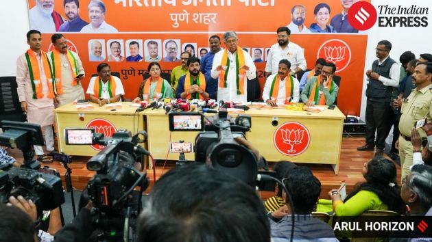 The manifesto promised fare concessions for women traveling by metro rail and PMPML city buses