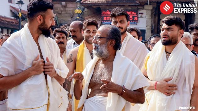 Members of the Indian cricket team visited the Sree Padmanabhaswamy Temple in Thiruvananthapuram on Friday