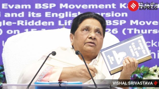 Mayawati resumed her speech calmly after the short circuit incident and continued the press conferenc