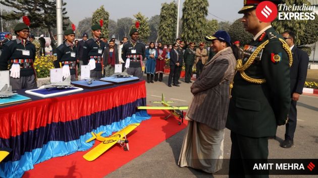 Rekha Gupta reviewed the parade and synchronised drills
