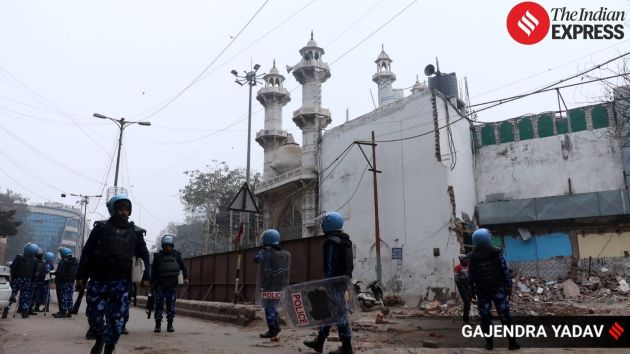 Authorities clarified that the Faiz-e-Ilahi Mosque remained untouched