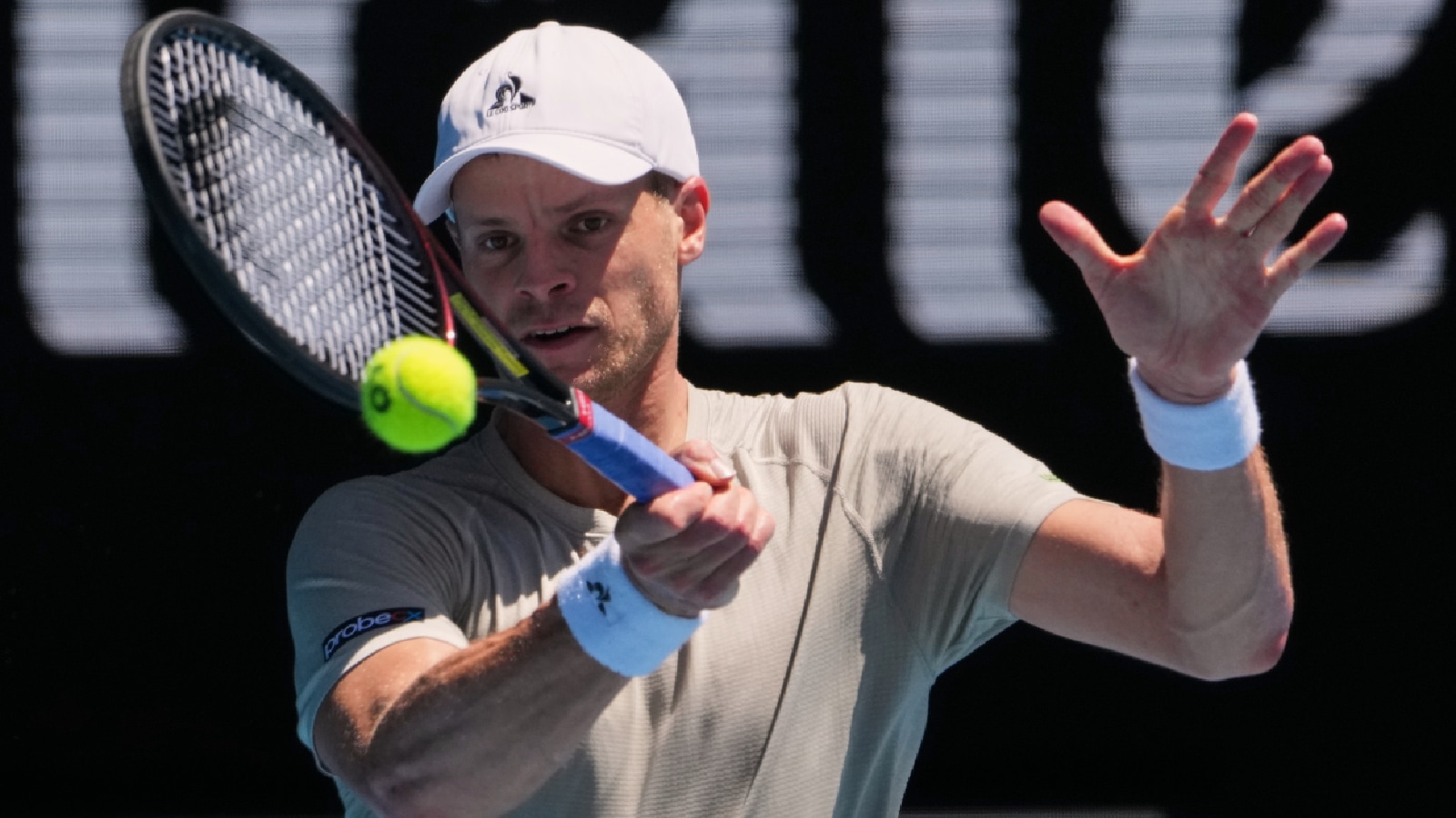 Australian Open 2026: Yannick Hanfmann loses to Carlos Alcaraz but ends a big winner after proposing to girlfriend