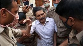 ex-IPS officer Amitabh Thakur hospitalised, Amitabh Thakur hospitalised over cardiac ailment, Amitabh Thakur, Deoria district jail, Lucknow news, Uttar pradesh news, Indian express, Current affairs