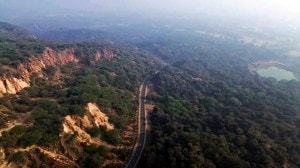 Aravallis, Supreme Court Aravalli stay, 100-metre Aravalli definition, High-Powered Expert Committee Aravalli, Aravalli mining moratorium, Forest Survey of India 2010 formula, Chief Justice Surya Kant Aravalli order, environment ministry Aravalli report, mining leases Rajasthan Aravalli, Aravalli hills ecological barrier, Section 2 Forest Conservation Act, Delhi-NCR pollution Aravalli, Aravalli range protection news