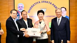 Chinese party officials meet RSS leaders, Cong takes swipe at BJP