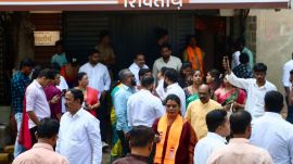 The controversy highlights shifting demographics, with Census data showing rapid growth of Hindi-speaking populations in Mumbai, Thane and Raigad.