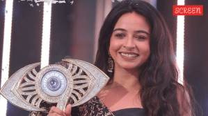 Bigg Boss Tamil Season 9 Finale Winner LIVE Updates: Follow winner name, runner-up, voting results, finalists Aurora Sinclair, Sabarinathan, Divya Ganesan, and Vikkals Vikram and all eliminations.