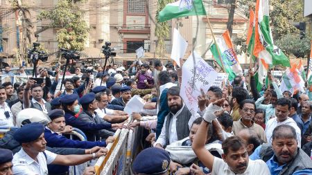 The EC had earlier recommended their suspension and criminal proceedings.