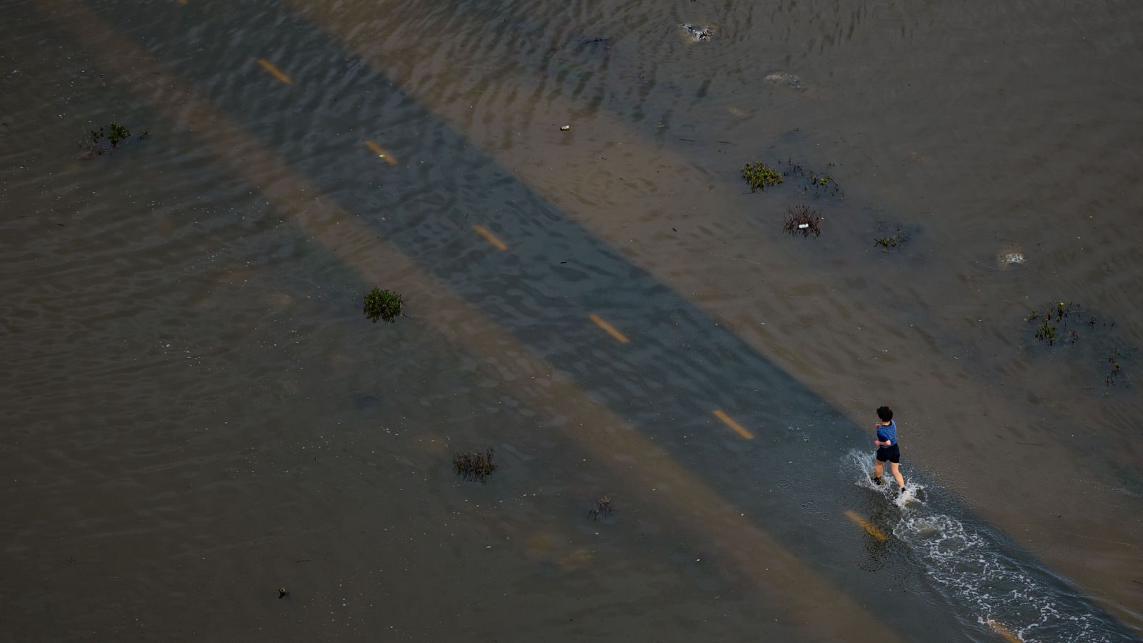 Ancient African bedrock reveals violent beginnings of life on our blue planet