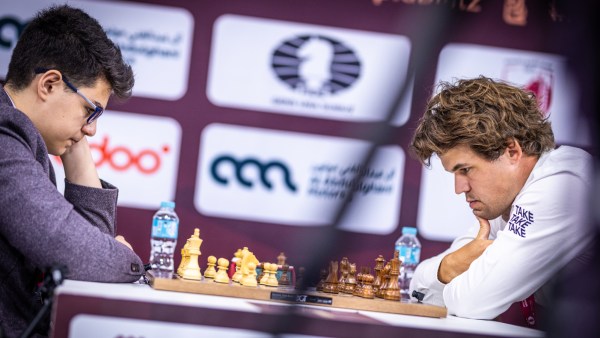 Magnus Carslen vs Yagiz Kaan Erdogmus at FIDE World Rapid Championship last year. (FIDE/Anna Shtourman)