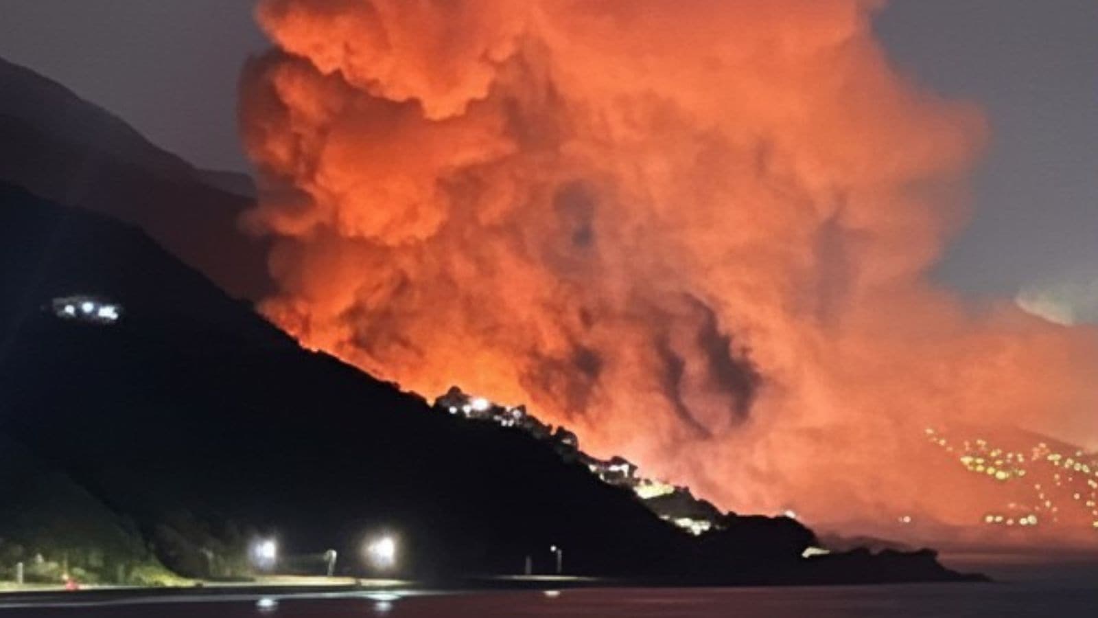 Multiple early morning explosions rock Venezuela’s Caracas amid Trump’s threats Multiple early morning explosions rock Venezuela’s Caracas amid Trump’s threats