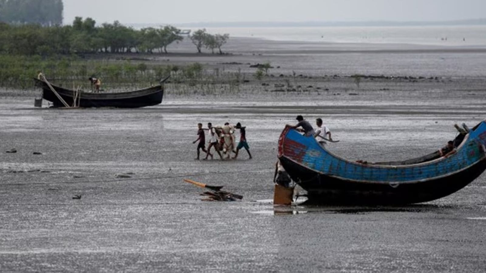 151 fishermen, 7 vessels repatriated in India-Bangladesh maritime exchange