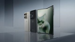 While many large foldables lean toward a stark, utilitarian design, the Razr Fold is a softer, more fashion-conscious alternative, underscoring Motorola’s belief that style can still be a differentiator in high-end smartphones.   (Image: Motorola)