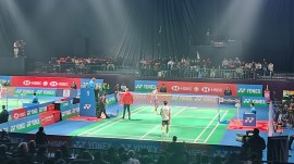 The India Open badminton game between HS Prannoy and Loh Kean Yew was paused twice due to bird droppings falling on court. (Express Photo by Vinayakk Mohanarangan)
