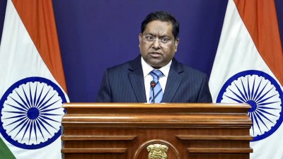 Randhir Jaiswal, Ministry of External Affairs, Donald Trump, Donald Trump withdraws from international organisations, International Solar Alliance, International Organisations, World Health Organisation. India Russian oil imports, US Russia sanctions bill, Lindsey Graham Russia sanctions, 500 percent tariff Russian oil, US tariffs on India, Donald Trump Russia sanctions, India US trade tensions, secondary sanctions Russian oil, India buying Russian oil, Trump tariffs India, India US trade deal uncertainty, Russia Ukraine war sanctions, Graham Blumenthal sanctions bill, US Senate Russia sanctions, India export tariffs US, India Russia oil trade decline, Ukraine war US policy, AP White House sanctions report