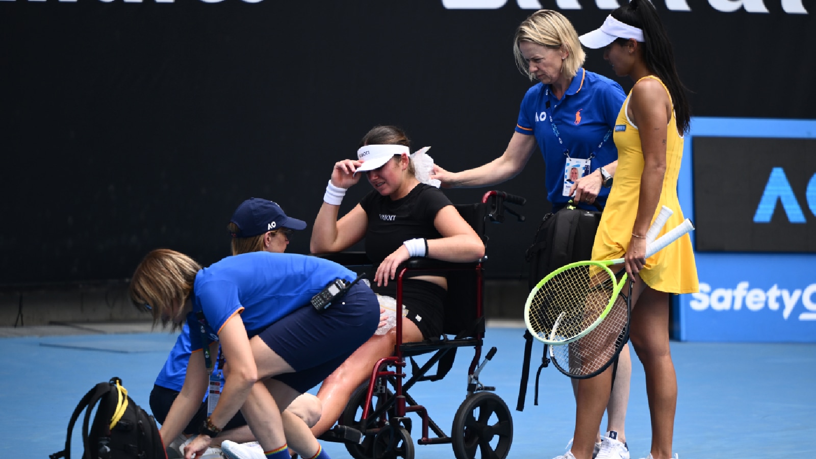 Playing and winning? Sometimes it’s too hot to be standing on court during Australian Open