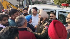 Mohali Anti-Encroachment Drive: Police try to control protests