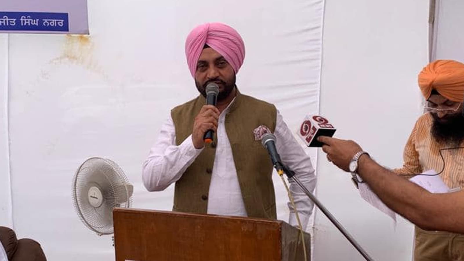 Mayor slams anti-encroachment drive in Mohali, says bureaucracy’s action ‘biased’