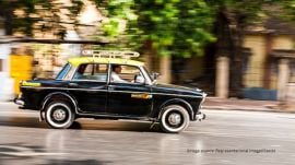 Mumbai taxi driver