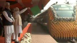 PM Modi flags off the new Vande Bharat train.