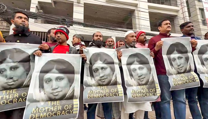 Bangladesh bids adieu to former PM Khaleda Zia