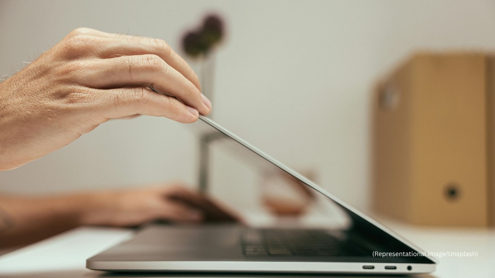 After college, student takes Zepto delivery job instead of unpaid corporate internship, sparking debate on 'free' internships