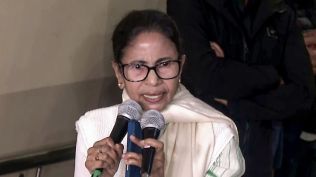 West Bengal Chief Minister Mamata Banerjee speaks to the media as she arrives at the IPAC Office, in Kolkata on Thursday. (ANI Video Grab)