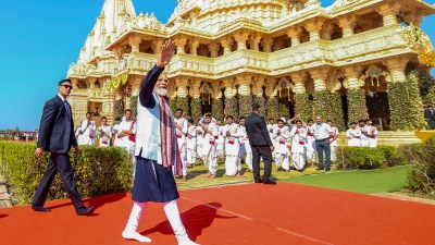 Those opposed to Somnath reconstruction still around, need to foil divisive forces: PM