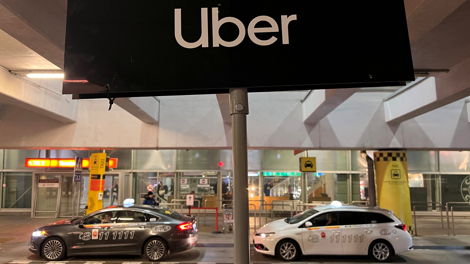 Uber’s quest to crack Japan leads through a rural hot-springs town