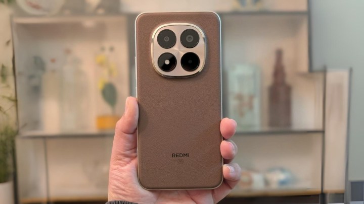 The Redmi Note 15 Pro and the Redmi Note 15 Pro both have 200MP cameras and IP69 rating.