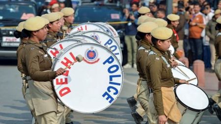 In face-recognition first, Delhi Police personnel to wear AI smart glasses in R-Day crime fight