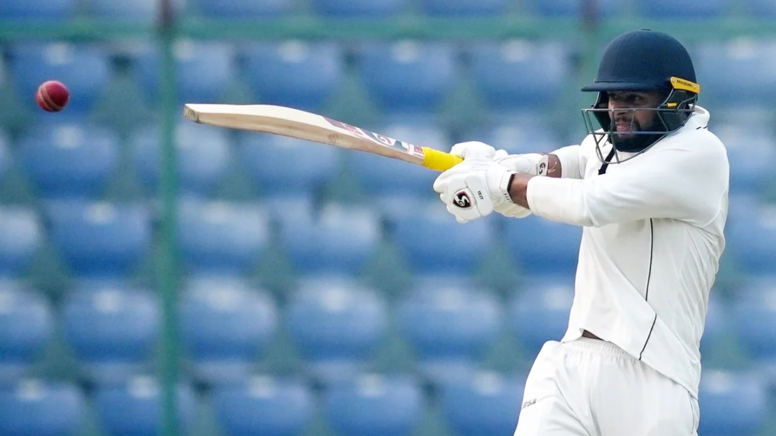 Sanat Sangwan’s hundred save Delhi from blushes against arch-rivals Mumbai Sanat Sangwan’s hundred save Delhi from blushes against arch-rivals Mumbai