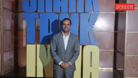 Shark Tank India pitcher gets a 3-shark deal