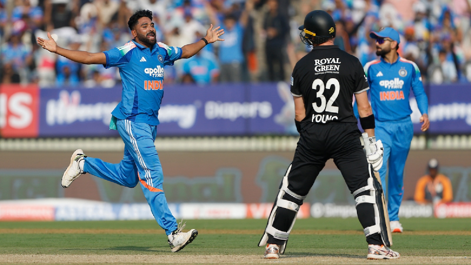 IND vs NZ: With slower balls, cutters and change of lengths, Mohammed Siraj and Co stall New Zealand’s charge