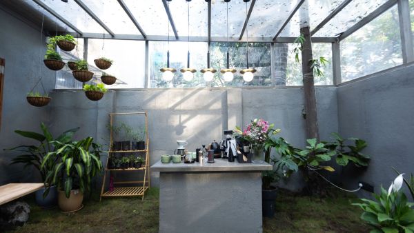 Inside SLOW cafe Around Town: Here's why Viraj Ghelani and Palak Khimavat chose Kandivali and not Bandra to launch Slow, their new cafe and bakery.