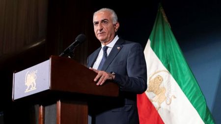 Iranian opposition leader Reza Pahlavi