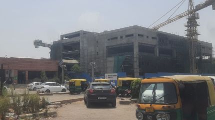 parking pangs at railway station, parking pangs at Chandigarh railway station, Chandigarh Railway Station, Chandigarh Railway Station parking, Indian express news, current affairs