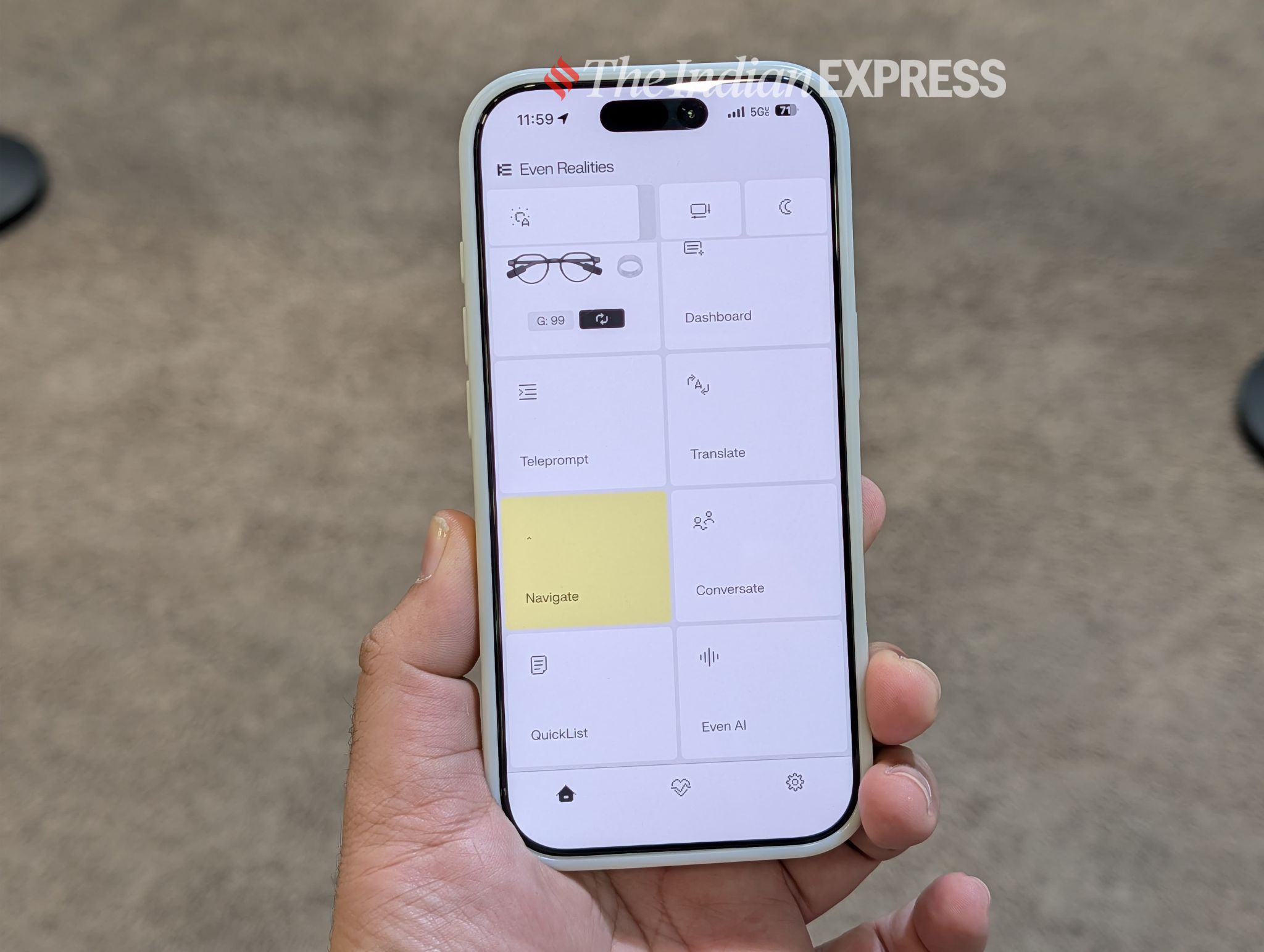 ‘Steve Jobs’ style smart glasses