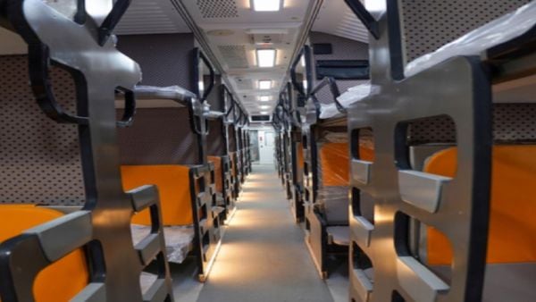 Vande Bharat Sleeper train interior (Image: Ministry of Railways)